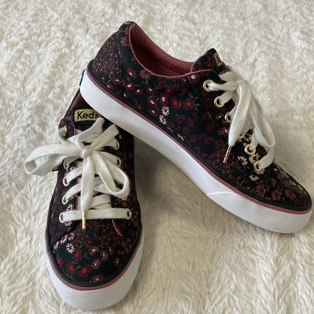 Keds Women's Jump Kick Floral Sneaker - Picture 7 of 13